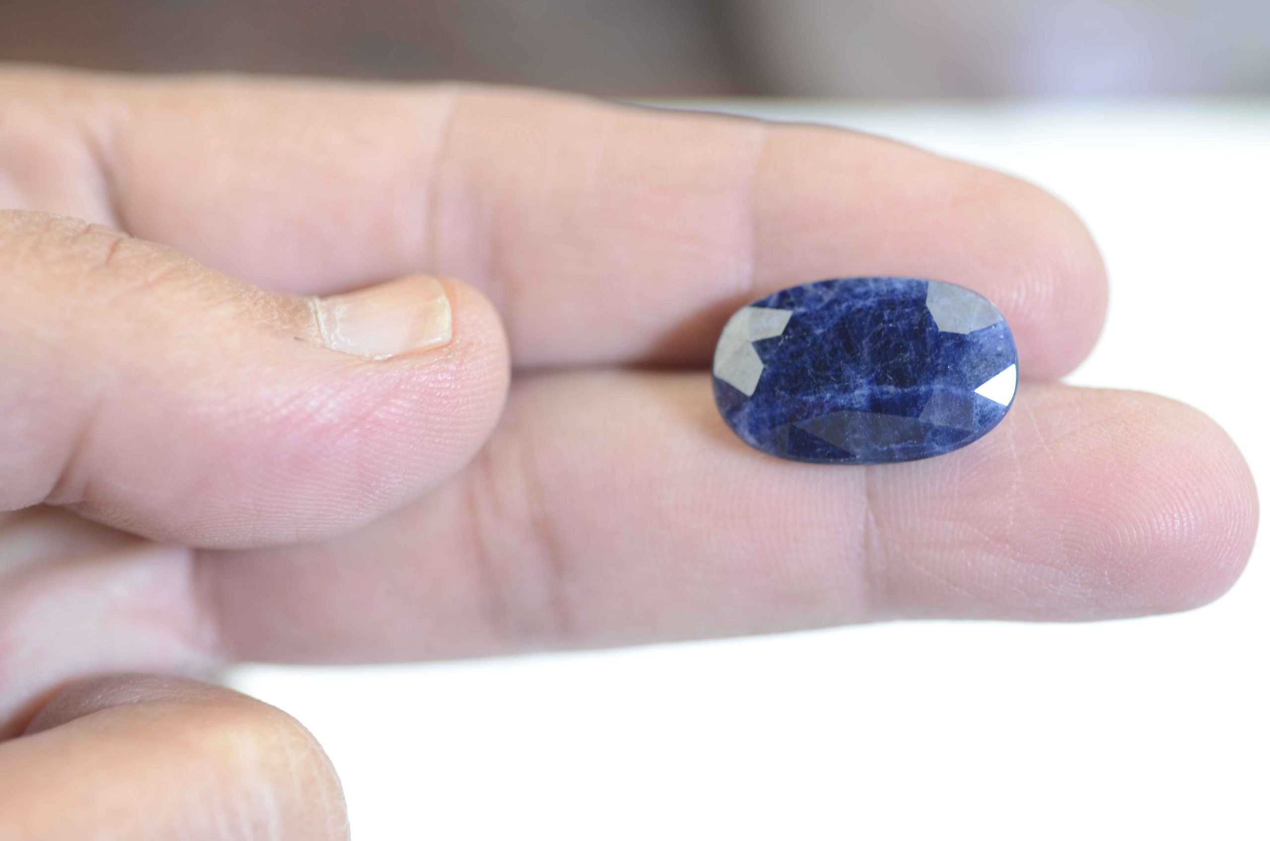 NATURAL BLUE SAPPHIRE 14 ct