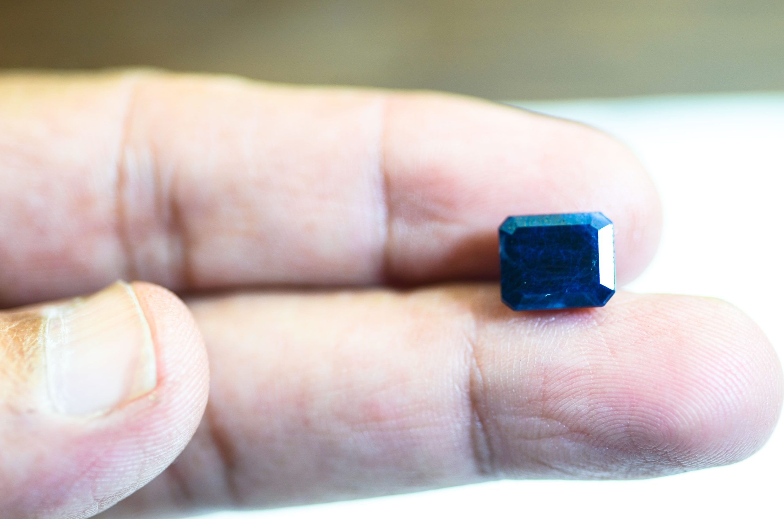 NATURAL BLUE SAPPHIRE 4.40 ct